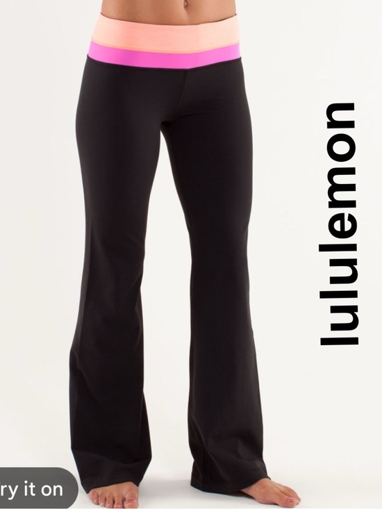 lululemon athletica Pants - Sz 6 Lululemon Black Groove Flared Pant with Pink & Peach Waistband
